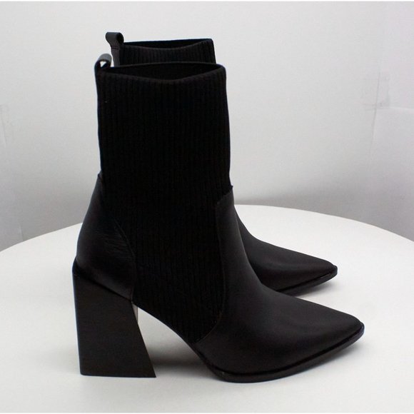 Steve Madden Tackle Pointed Toe Bootie, - Picture 2 of 8